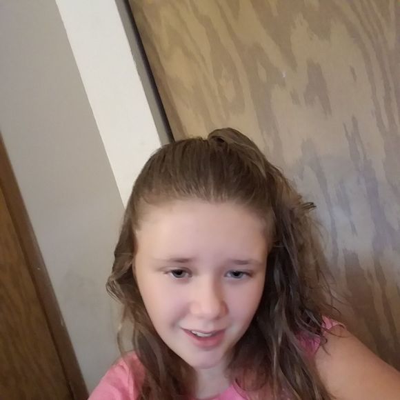 Meet your Posher, Abby - Picture 1 of 1